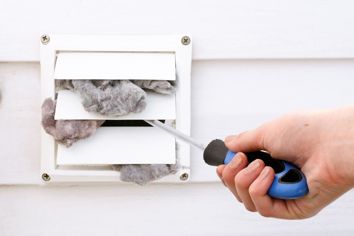 Dryer Vent Cover Replacement in Bellevue