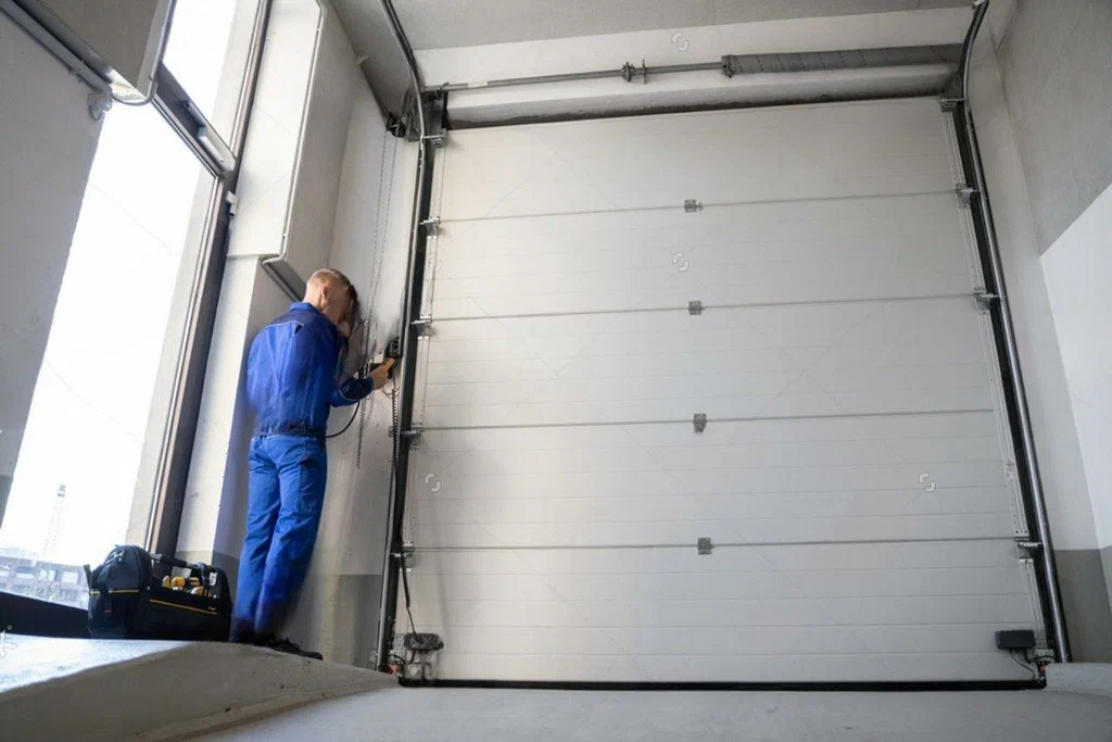 Garage Door Dents Repair in Bakersfield