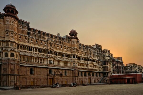 Book 15 Days Rajasthan Historical Forts and Palaces Tour 15 Days Rajasthan Historical Forts and Palaces Tour
