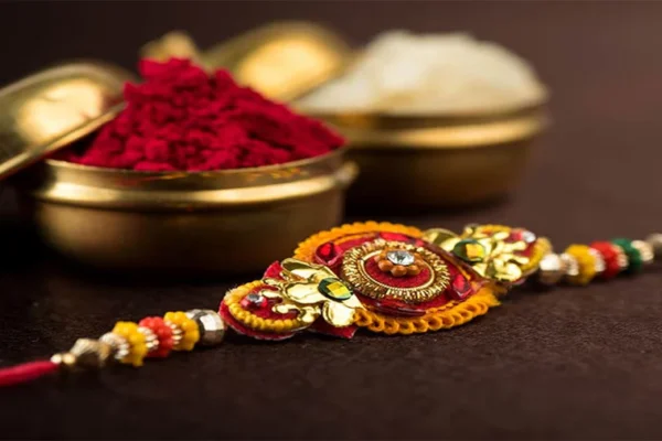 Rakhi with Flowers Delivery Online