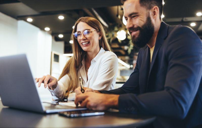 Top 5 Accounting Tips Every Artist in the UK Should Know