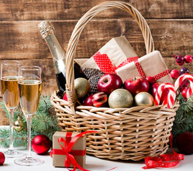 christmas-gift-basket