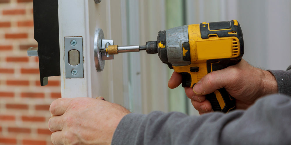 locksmith near me
