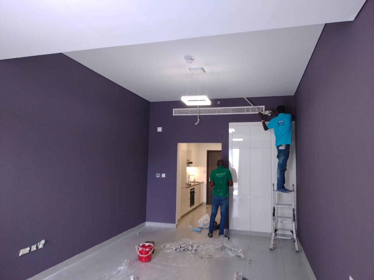 Professional apartment painting service in Dubai with skilled painters delivering smooth, clean, and high-quality wall finishes.